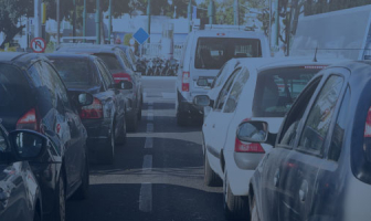Vai viajar no carnaval? Veja dicas importantes para poupar seu carro caso enfrente um congestionamento.